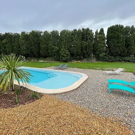 Au Calme Avec Piscine Chauffee * Chateaurenard